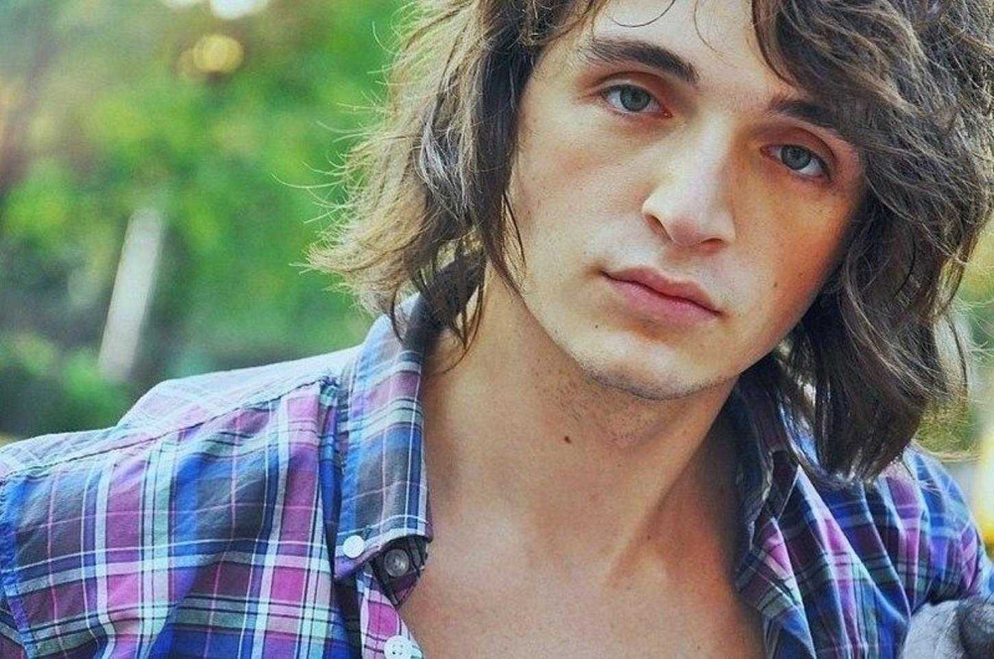 Биография и иллюстрации художника геннадия павлишина – амурские сказки, золотая ригма, мэрген и его друзья, тигр, строительство бама и другие картины и альбомы.